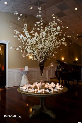 Entrance & Place Card Table